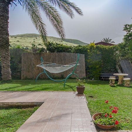 Moon Light Yavne'El Villa Екстериор снимка