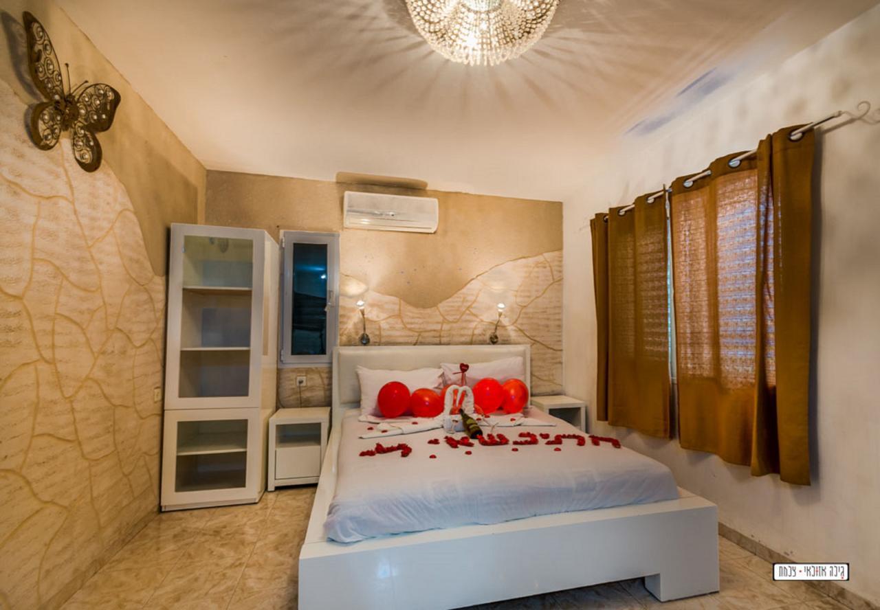Moon Light Yavne'El Villa Екстериор снимка