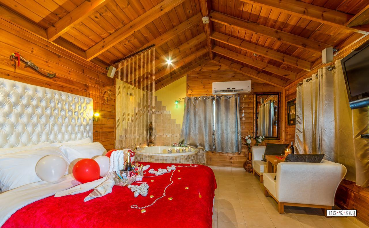 Moon Light Yavne'El Villa Екстериор снимка